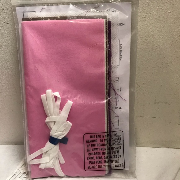 2 JUNE TAILOR SEW YOUR OWN REVERSIBLE MASK KITS - Picture 3 of 4